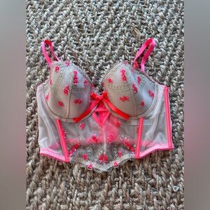 Victoria’s Secret bra